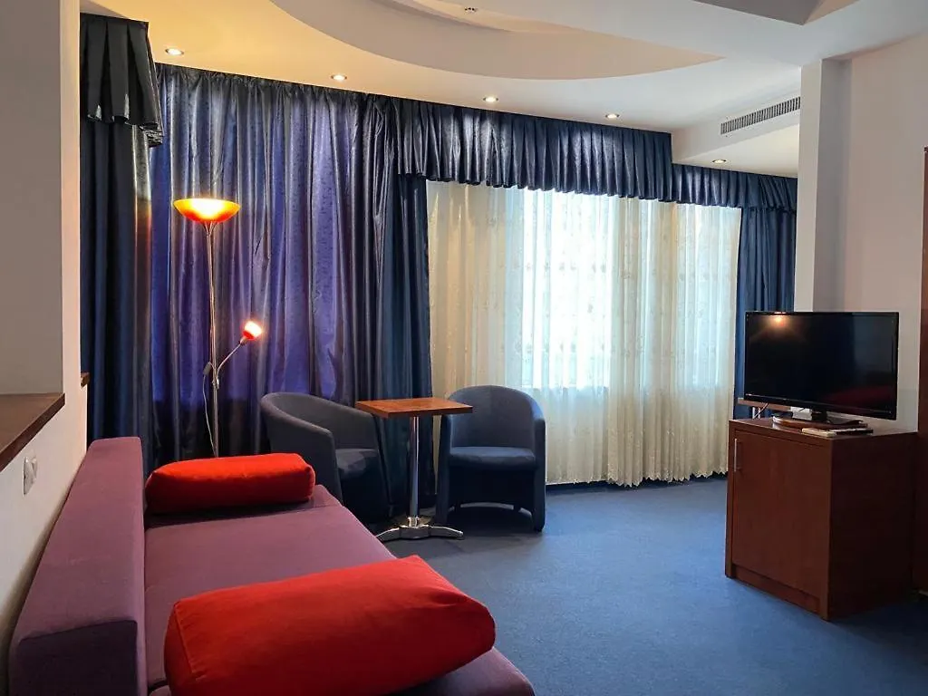 Samaa Hotel Bucharest 3*,