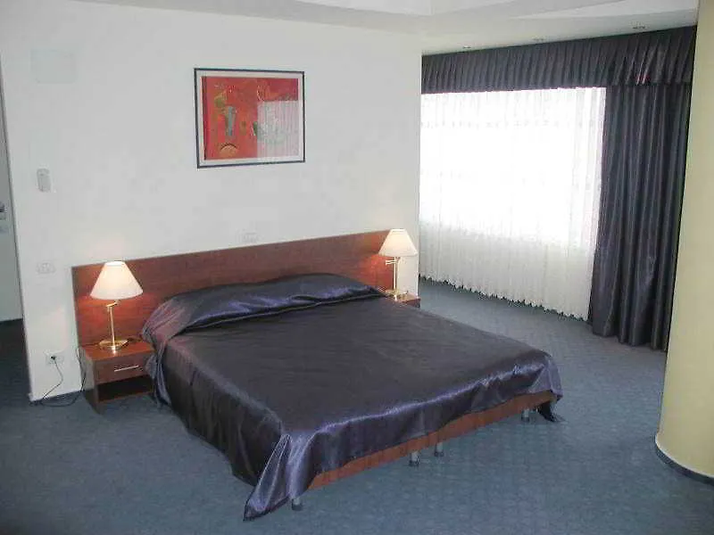 Samaa Hotel Bucharest 3*,